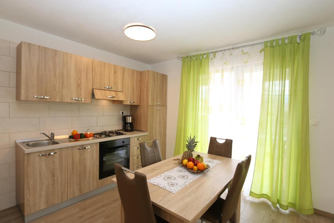 Apartment Mirjana *