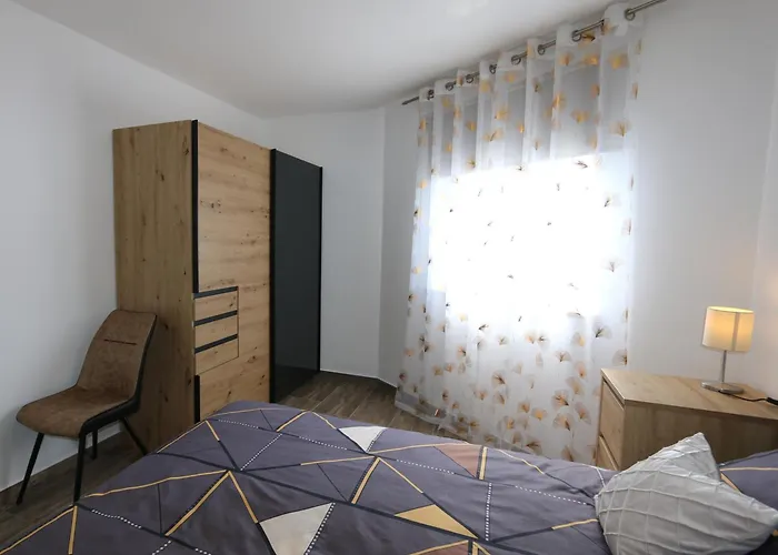 Apartments Mirjana
